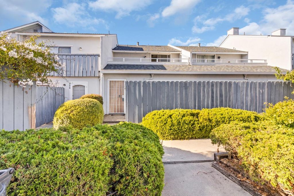 967 Hilby Avenue C, Seaside, CA 93955