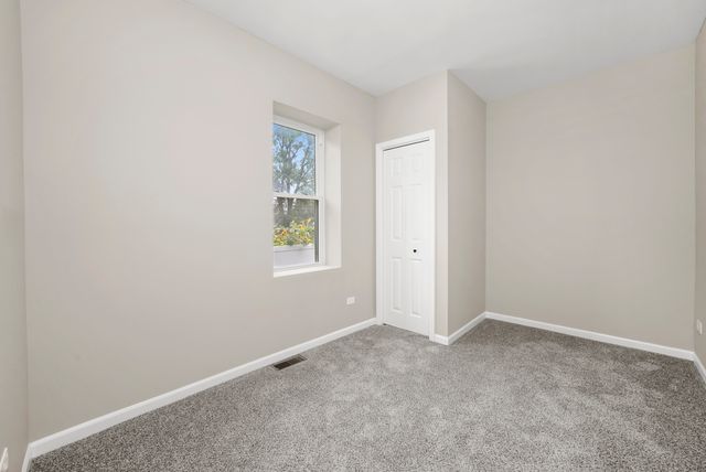 3229 Maple Avenue, Brookfield, IL 60513