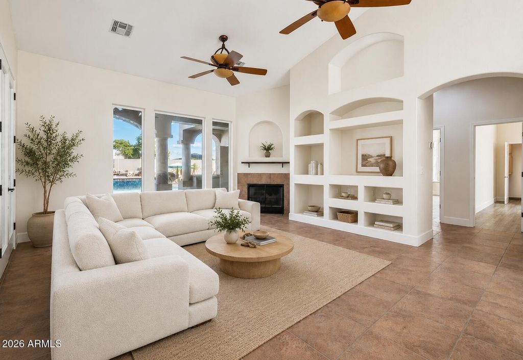 8503 S 217TH Avenue, Buckeye, AZ 85326 — photo 2