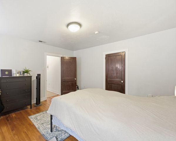 588 East End Ave, Point Breeze, PA 15221