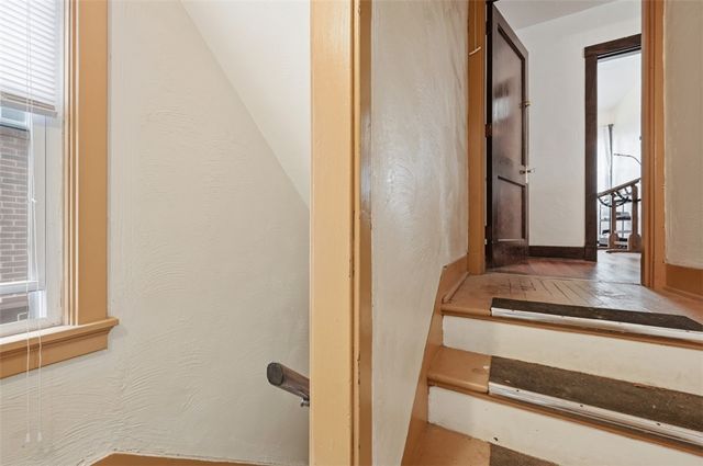 588 East End Ave, Point Breeze, PA 15221