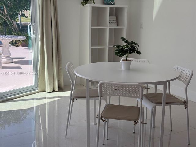 411 SE 6th Ave, Pompano Beach, FL 33060