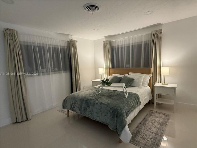 411 SE 6th Ave, Pompano Beach, FL 33060