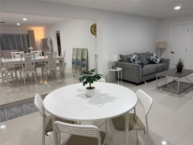 411 SE 6th Ave, Pompano Beach, FL 33060