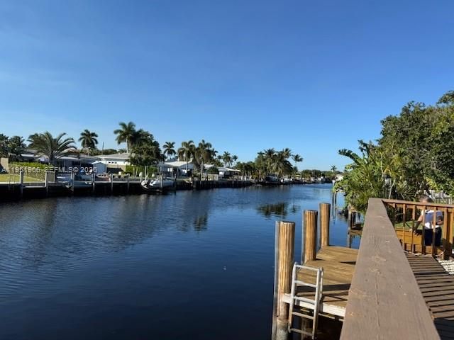 411 SE 6th Ave, Pompano Beach, FL 33060