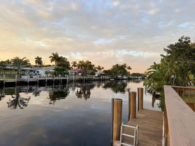 411 SE 6th Ave, Pompano Beach, FL 33060