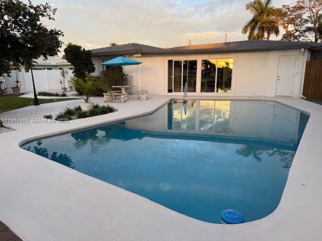 411 SE 6th Ave, Pompano Beach, FL 33060