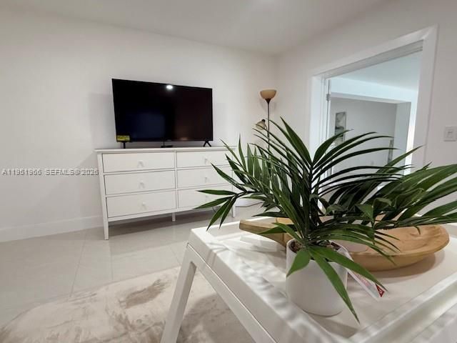 411 SE 6th Ave, Pompano Beach, FL 33060