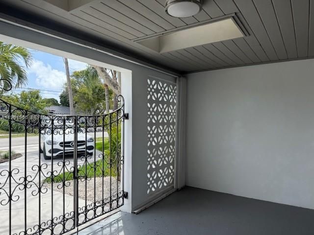 411 SE 6th Ave, Pompano Beach, FL 33060