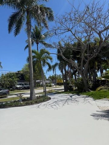 411 SE 6th Ave, Pompano Beach, FL 33060