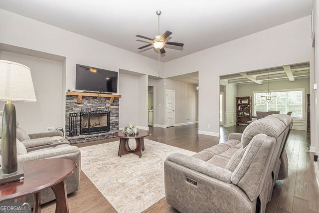 941 Highway 16 W, Newnan, GA 30263