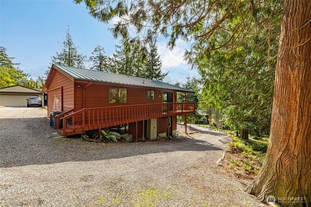 709 Shelter Bay Drive, La Conner, WA 98257