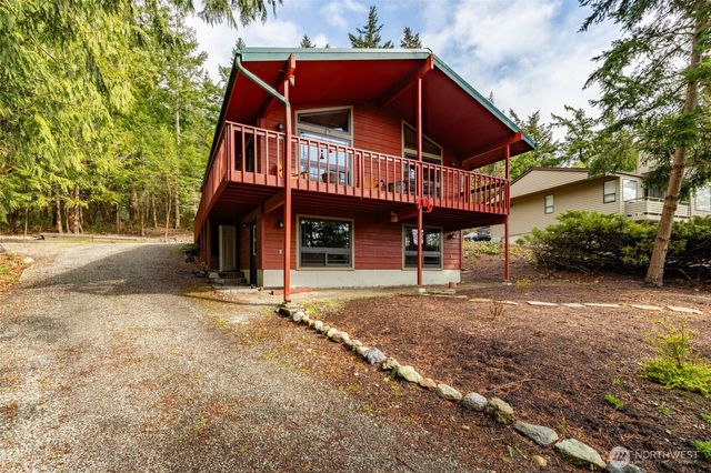 709 Shelter Bay Drive, La Conner, WA 98257