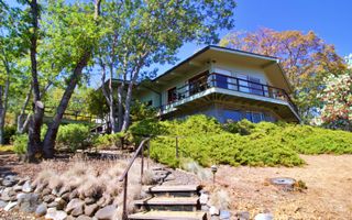 55 Birnam Wood Road, Ashland, OR 97520