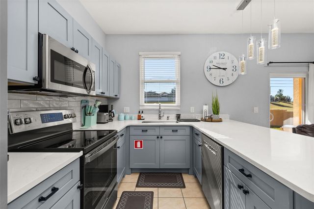 447 LA MIRAGE STREET, Davenport, FL 33897