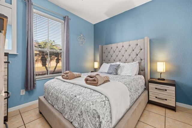 447 LA MIRAGE STREET, Davenport, FL 33897