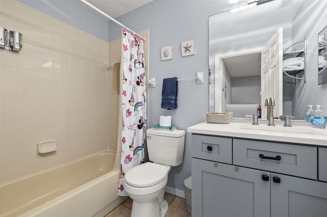 447 LA MIRAGE STREET, Davenport, FL 33897