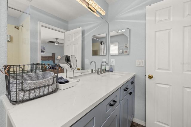 447 LA MIRAGE STREET, Davenport, FL 33897