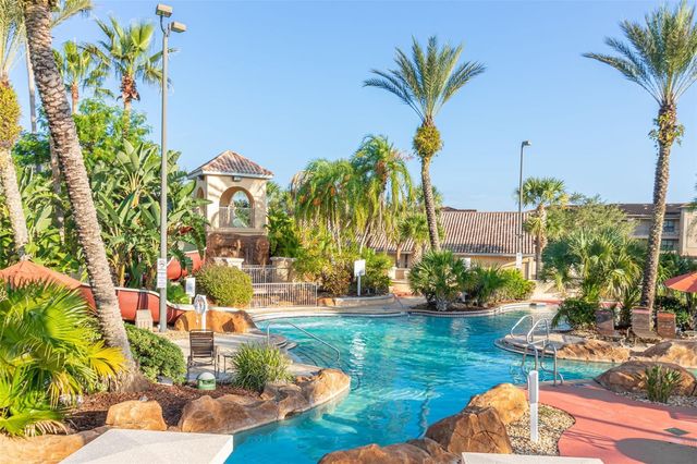 447 LA MIRAGE STREET, Davenport, FL 33897