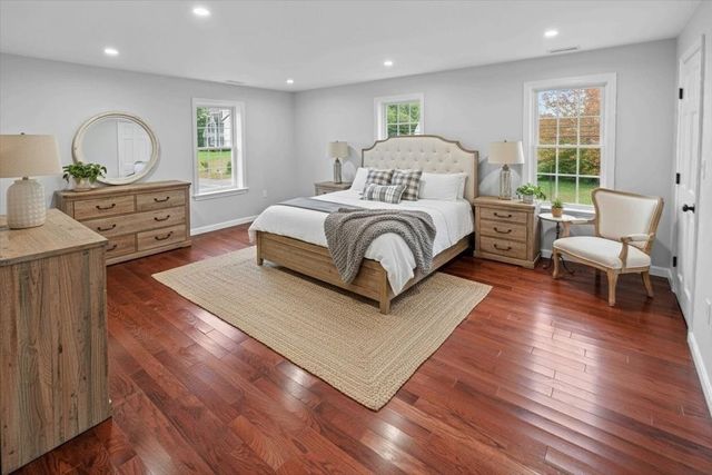 118 Old Groveland Rd, Haverhill, MA 01835