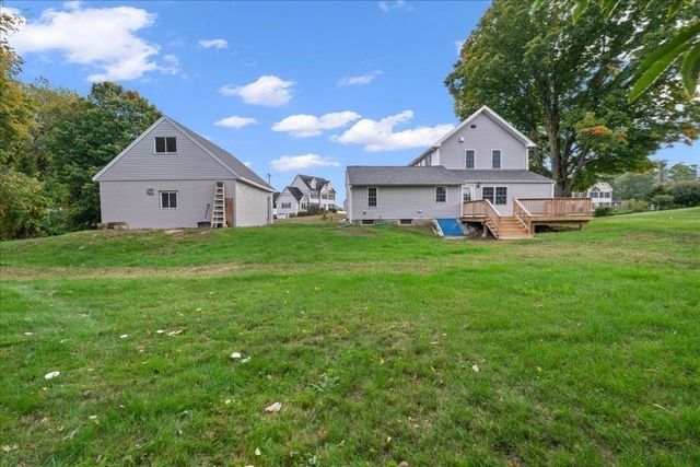 118 Old Groveland Rd, Haverhill, MA 01835