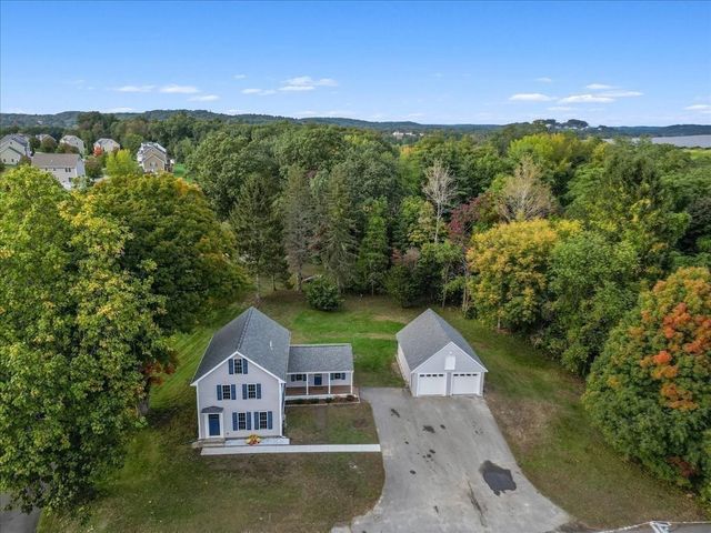 118 Old Groveland Rd, Haverhill, MA 01835