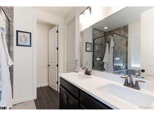 7858 S Flat Rock Ct, Aurora, CO 80016