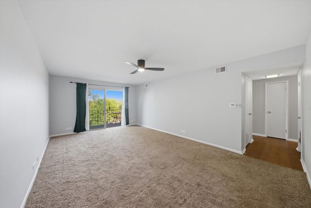 9840 S Pulaski Road 310, Oak Lawn, IL 60453