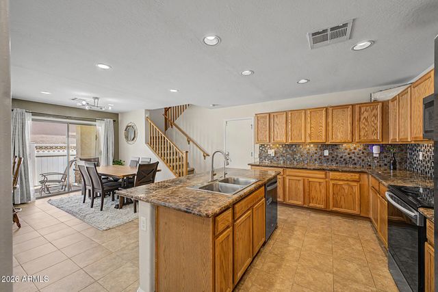 1020 S CHESHIRE Lane, Gilbert, AZ 85296