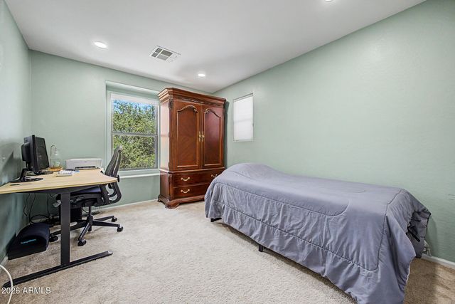 1020 S CHESHIRE Lane, Gilbert, AZ 85296