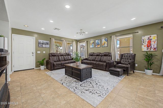 1020 S CHESHIRE Lane, Gilbert, AZ 85296
