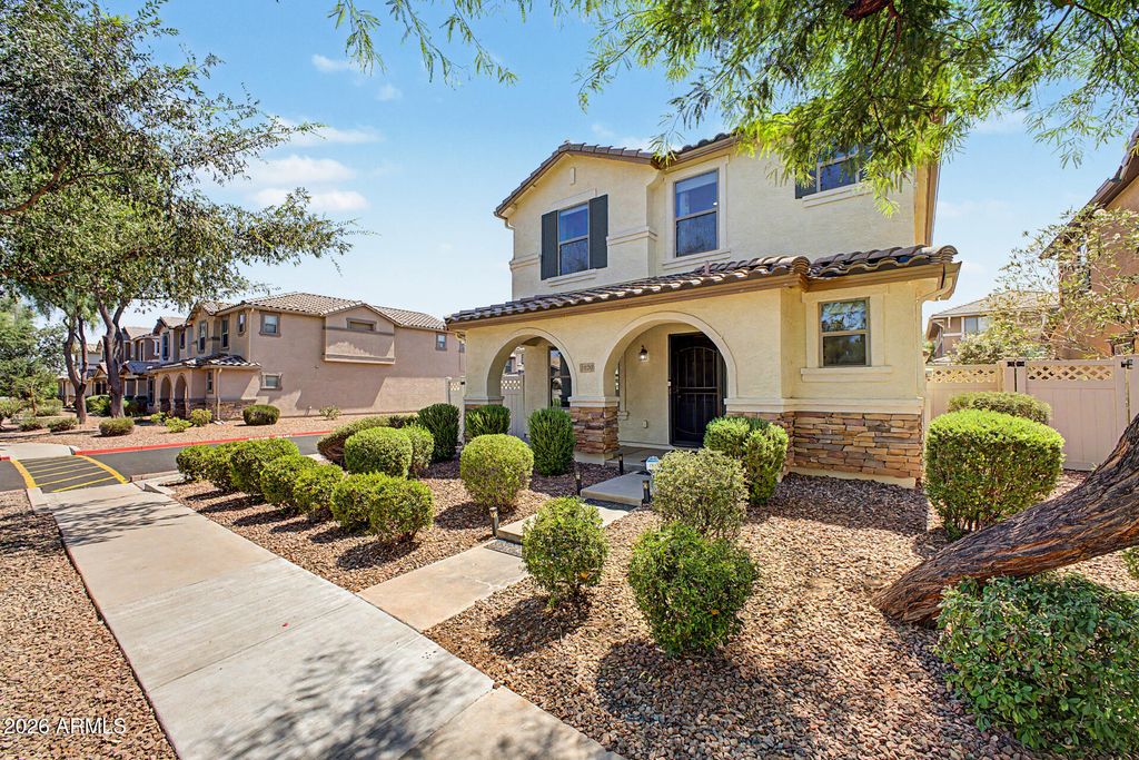 1020 S CHESHIRE Lane, Gilbert, AZ 85296 — photo 3