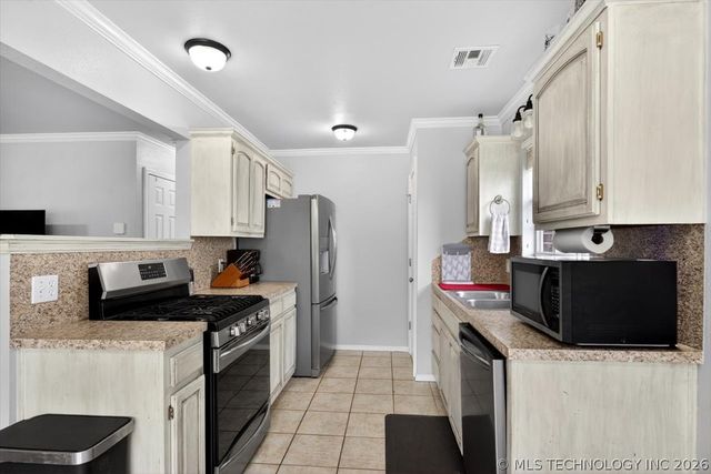 29906 E 147th Street S, Coweta, OK 74429