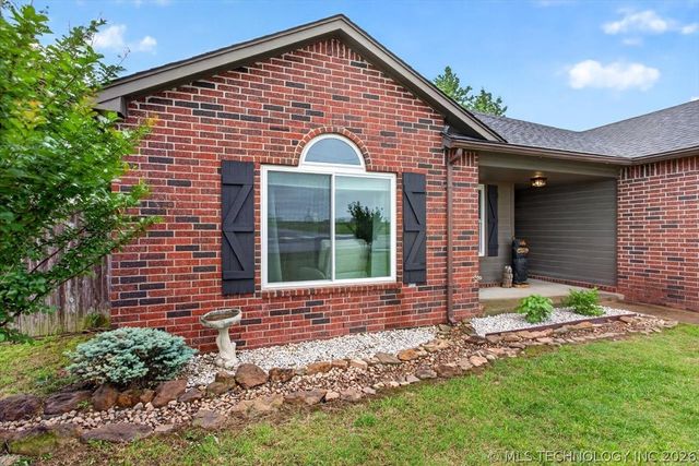 29906 E 147th Street S, Coweta, OK 74429