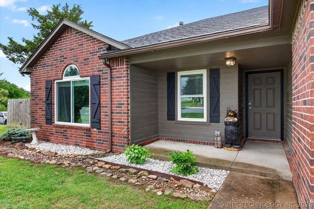 29906 E 147th Street S, Coweta, OK 74429