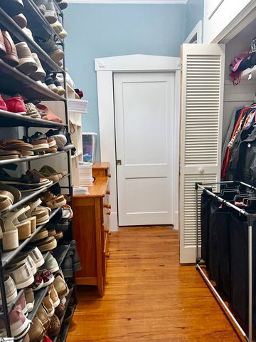 309 S Woodrow Street, Clinton, SC 29325