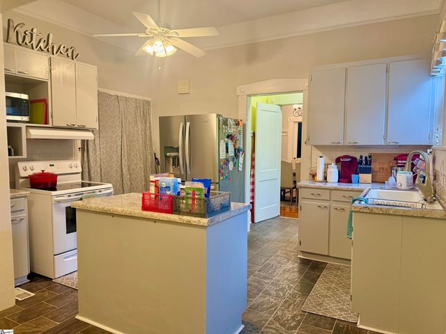 309 S Woodrow Street, Clinton, SC 29325