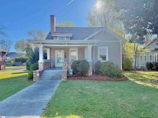 309 S Woodrow Street, Clinton, SC 29325
