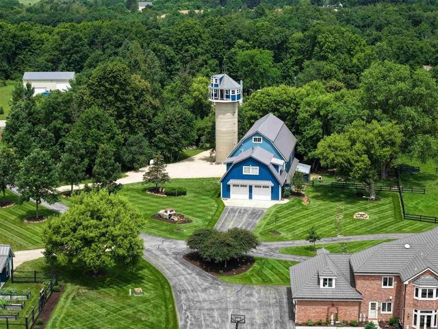 3855 CTY HWY C, West Bend, WI 53095