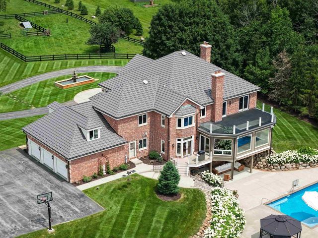 3855 CTY HWY C, West Bend, WI 53095