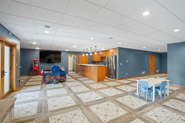 3855 CTY HWY C, West Bend, WI 53095