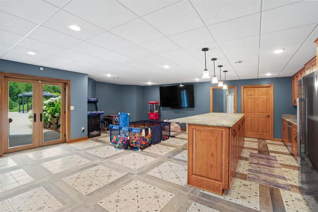 3855 CTY HWY C, West Bend, WI 53095