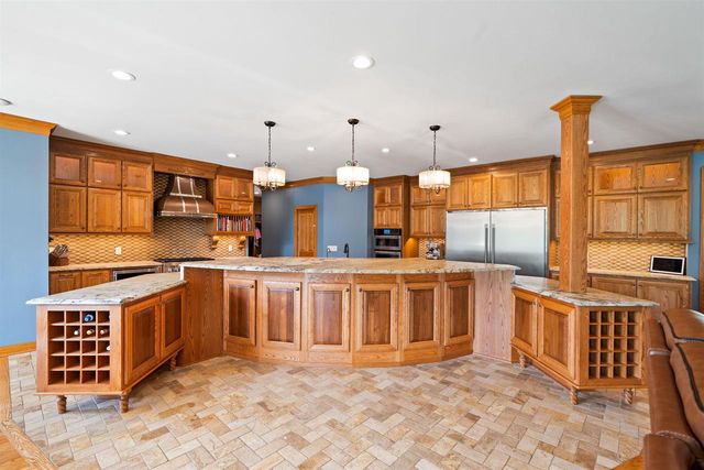 3855 CTY HWY C, West Bend, WI 53095