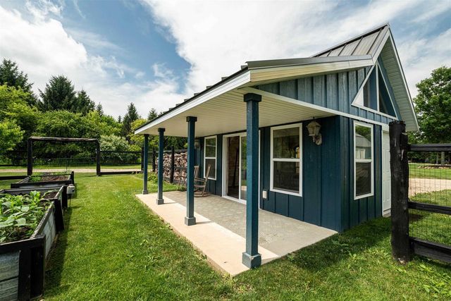 3855 CTY HWY C, West Bend, WI 53095