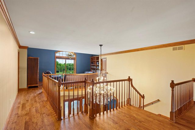 3855 CTY HWY C, West Bend, WI 53095