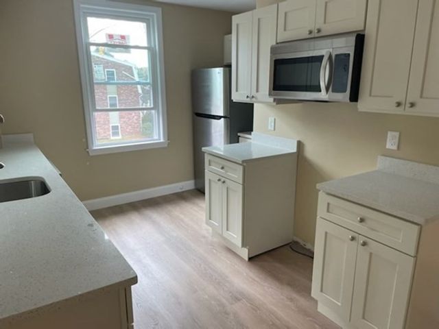 325 Adams Street 7, Abington, MA 02351