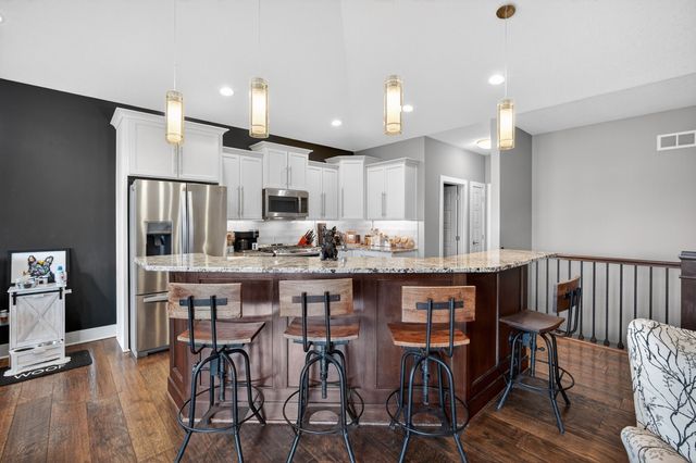 2409 NE 10th Court, Grimes, IA 50111