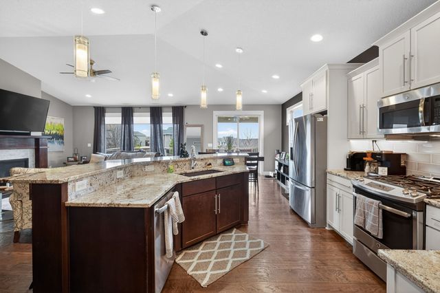 2409 NE 10th Court, Grimes, IA 50111