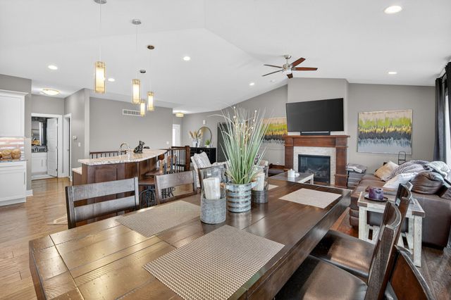 2409 NE 10th Court, Grimes, IA 50111