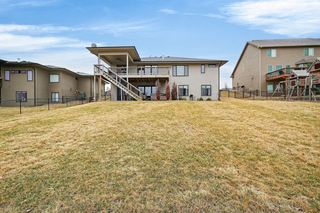 2409 NE 10th Court, Grimes, IA 50111